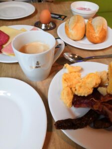 Why Continental Europeans Love Breakfast So Much: A Morning Ritual Rooted in Culture